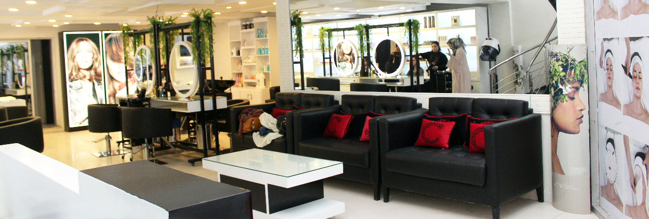 CORAL beauty emporium, Lahore